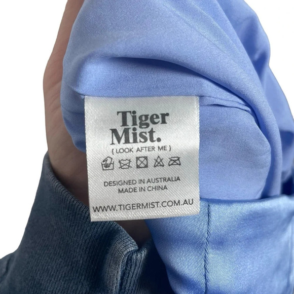 NWOT Tiger Mist Satin Mini Skirt in Baby Blue Size S - Picture 13 of 13